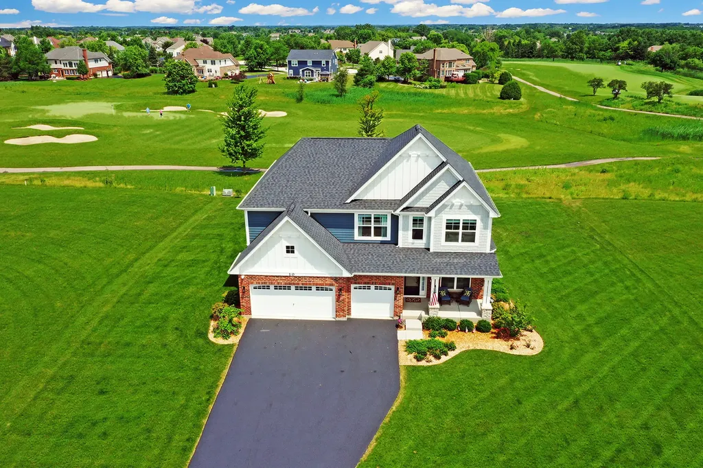 10 Crystal Downs Drive Hawthorn Woods IL 60047
