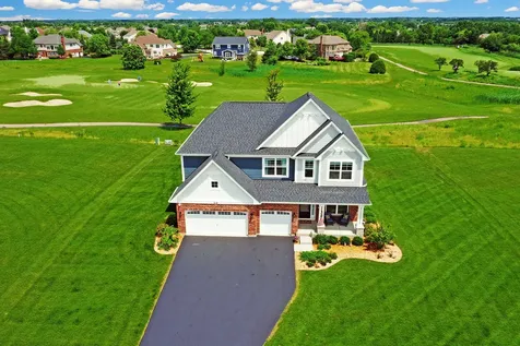 10 Crystal Downs Drive Hawthorn Woods IL 60047