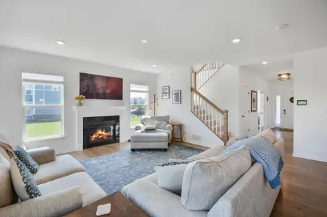 10 Crystal Downs Drive Hawthorn Woods IL 60047