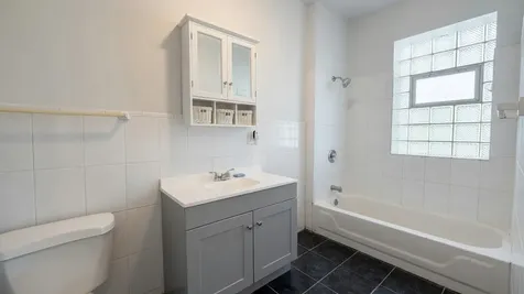 1441 West North Shore Avenue Chicago IL 60626