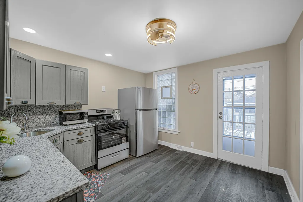 3749 South Union Avenue Chicago IL 60609