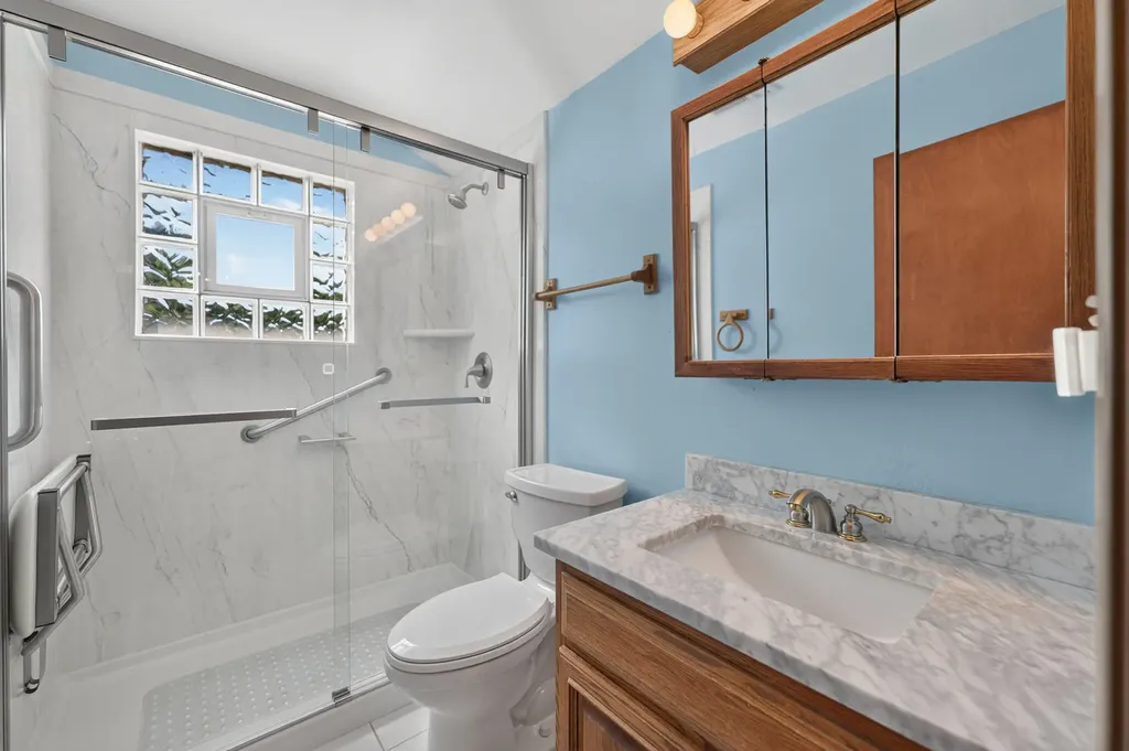 23 West Prairie Avenue Lombard IL 60148