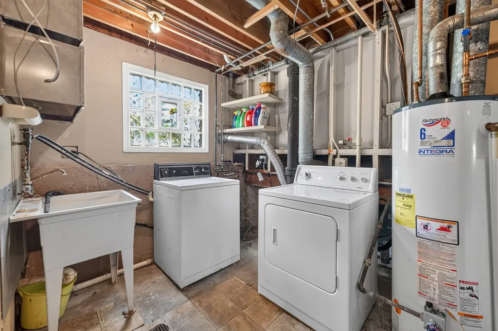 23 West Prairie Avenue Lombard IL 60148