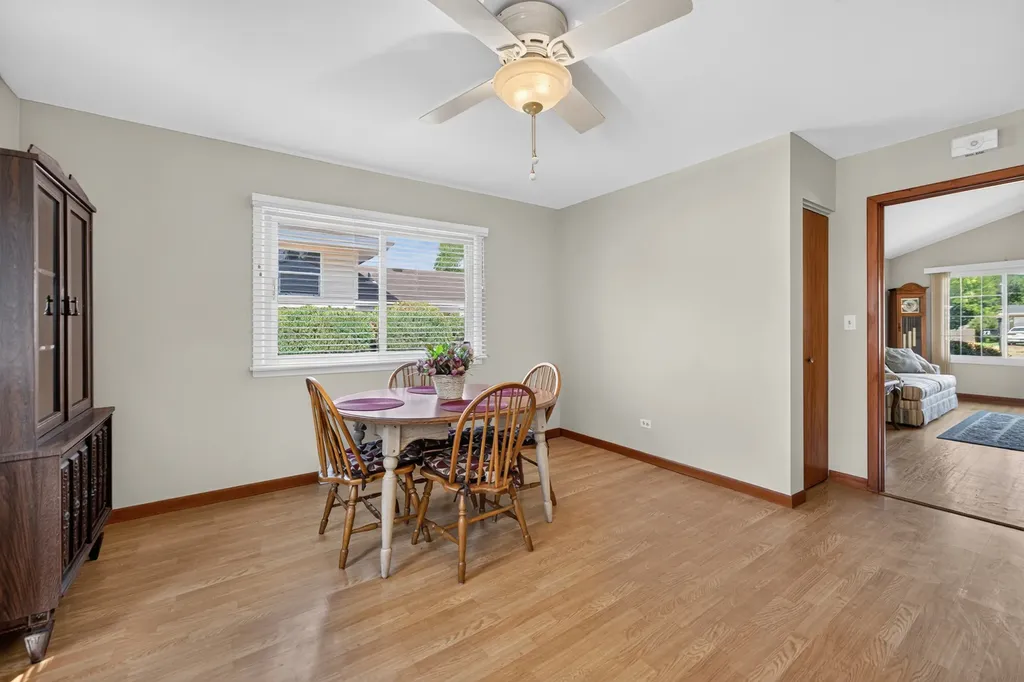 23 West Prairie Avenue Lombard IL 60148