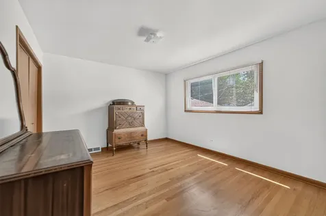 23 West Prairie Avenue Lombard IL 60148