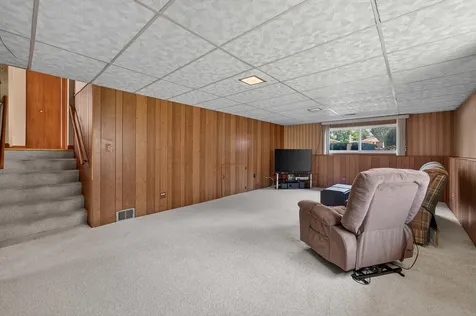 23 West Prairie Avenue Lombard IL 60148