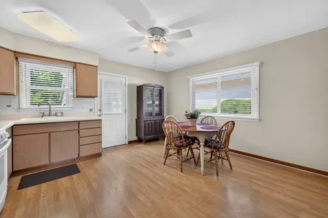 23 West Prairie Avenue Lombard IL 60148