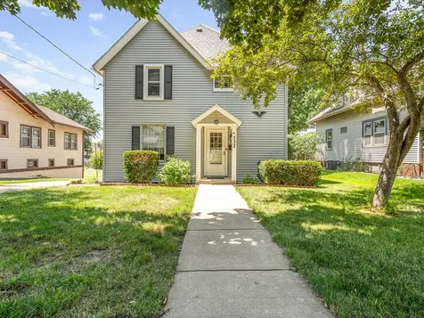 332 North London Avenue Rockford IL 61107