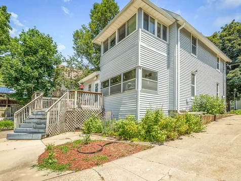 332 North London Avenue Rockford IL 61107