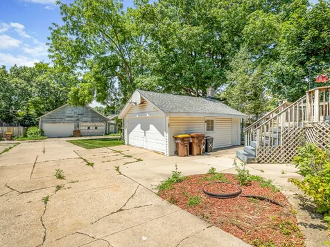332 North London Avenue Rockford IL 61107