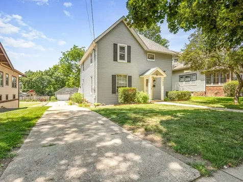 332 North London Avenue Rockford IL 61107