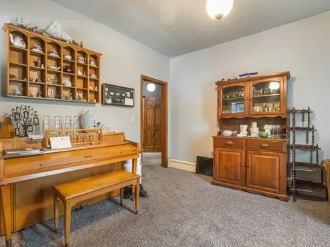 332 North London Avenue Rockford IL 61107