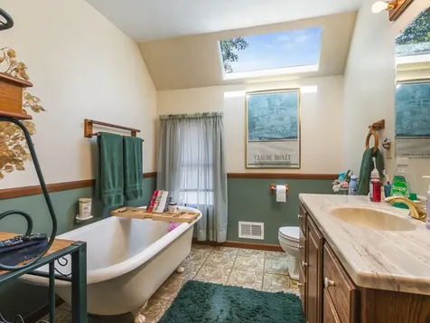 332 North London Avenue Rockford IL 61107