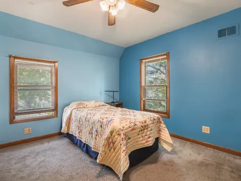 332 North London Avenue Rockford IL 61107
