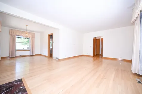 2250 Belleview Avenue Westchester IL 60154