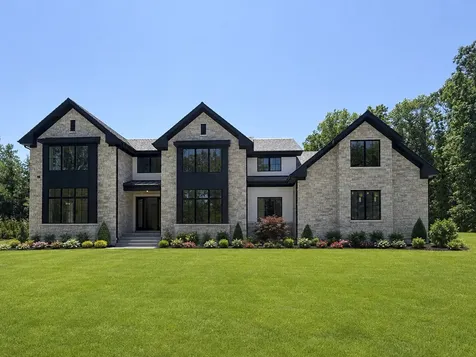 1959 Windridge Drive Lake Forest IL 60045
