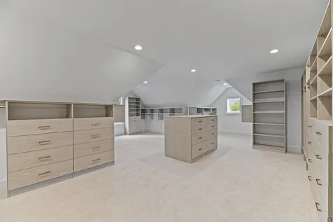 1959 Windridge Drive Lake Forest IL 60045