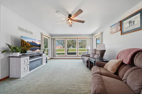 515 East Oregon Street Polo IL 61064