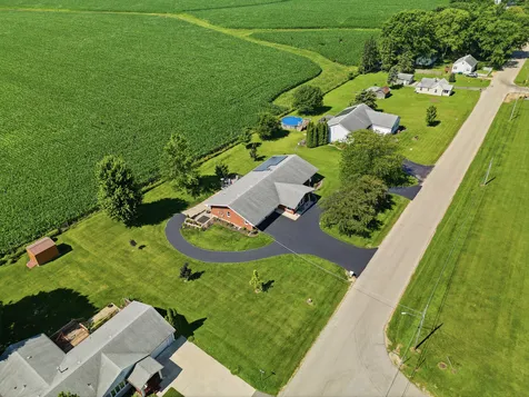 515 East Oregon Street Polo IL 61064