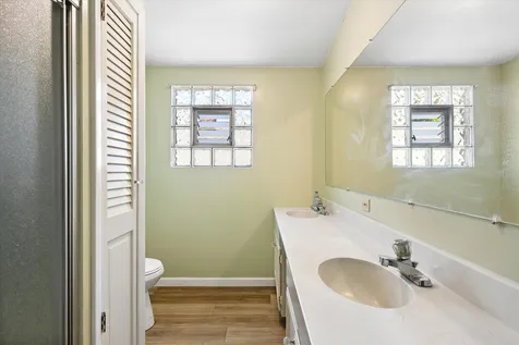 2414 East Avenue Berwyn IL 60402
