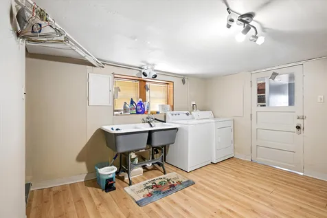 2414 East Avenue Berwyn IL 60402