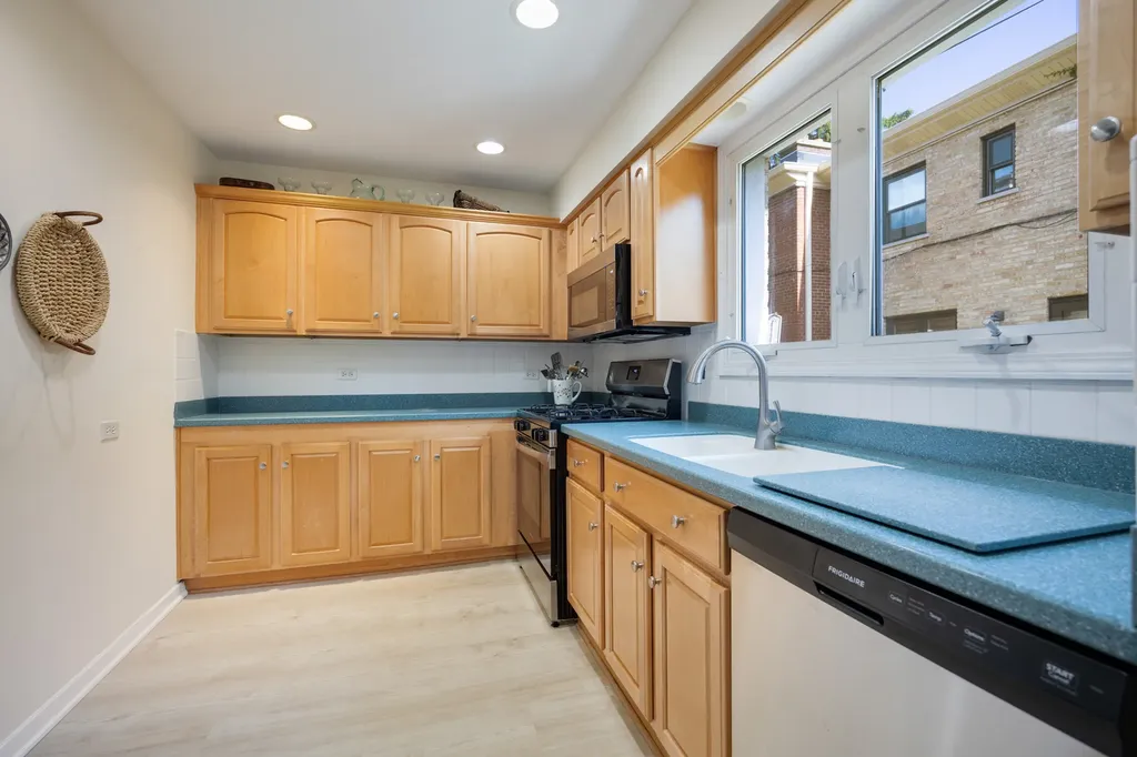 519 Ridge Road Wilmette IL 60091