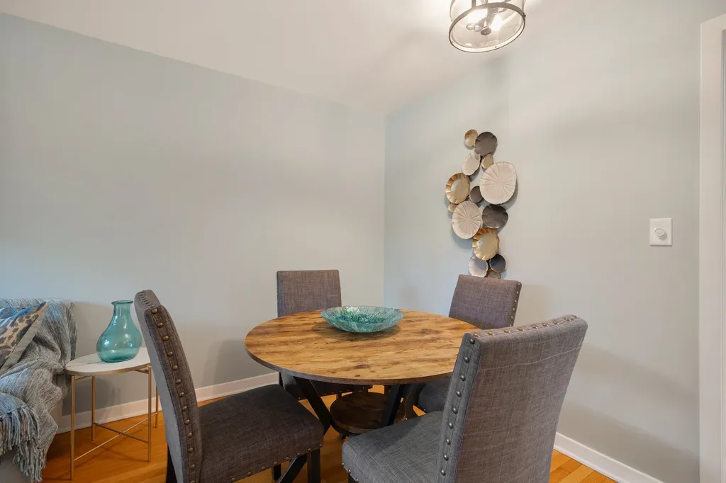 519 Ridge Road Wilmette IL 60091