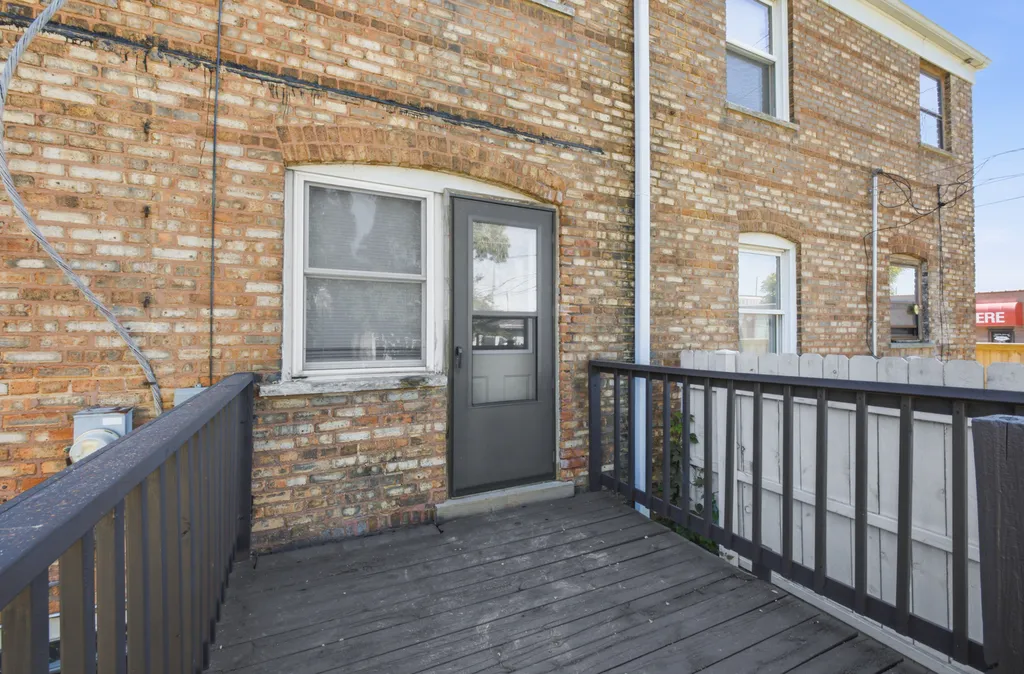 6456 South Lockwood Avenue Chicago IL 60638