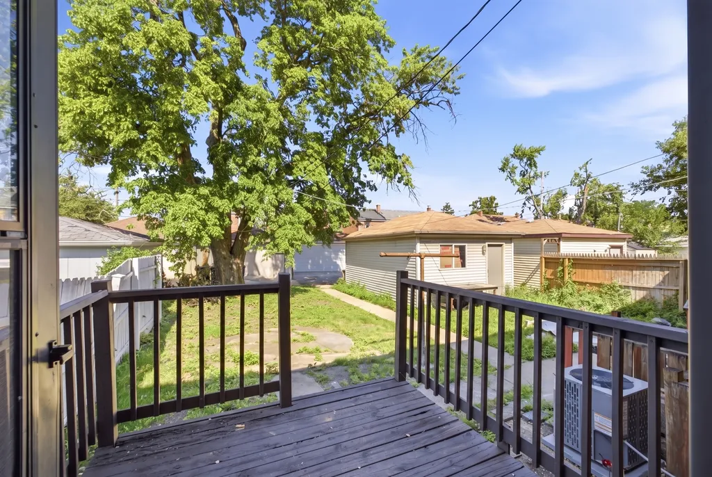 6456 South Lockwood Avenue Chicago IL 60638