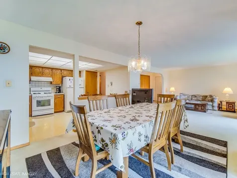7823 West 157th Place Orland Park IL 60462