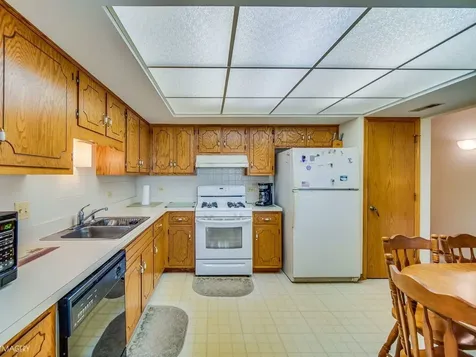 7823 West 157th Place Orland Park IL 60462