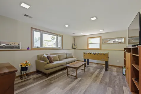 1120 Concord Lane Hoffman Estates IL 60192
