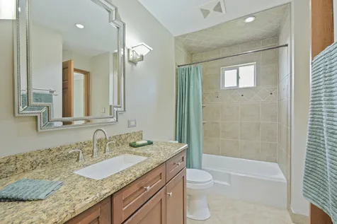 1120 Concord Lane Hoffman Estates IL 60192