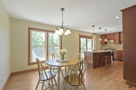 1120 Concord Lane Hoffman Estates IL 60192