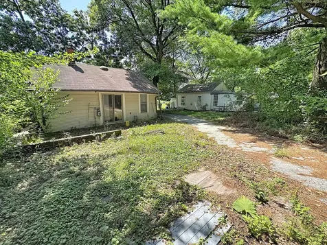 4009 6TH Street Rock Island IL 61201