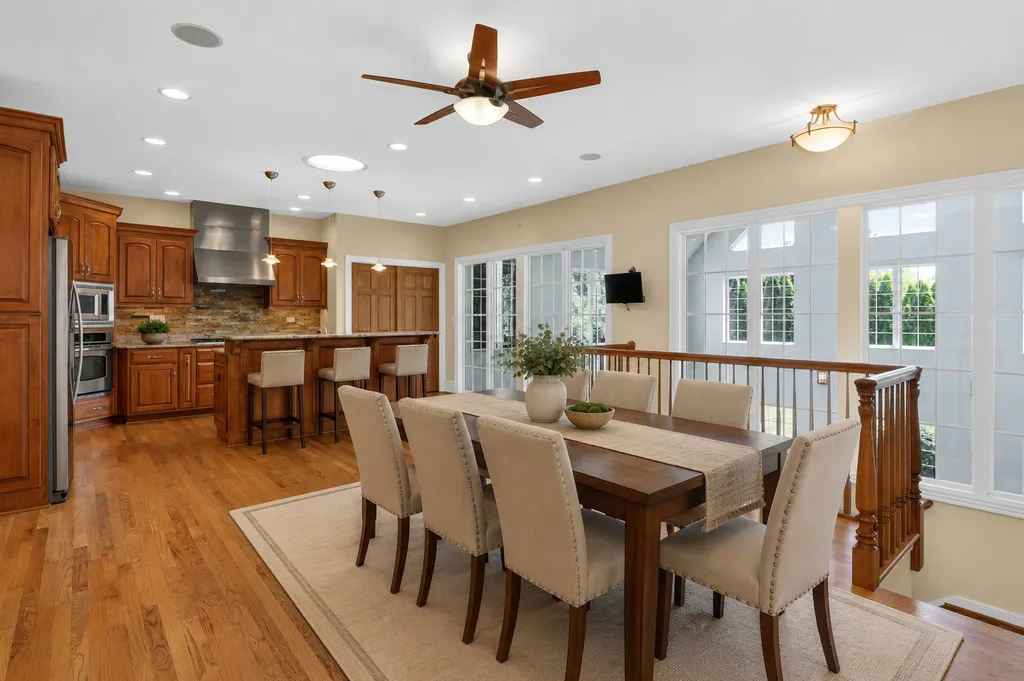 715 Marston Avenue Glen Ellyn IL 60137