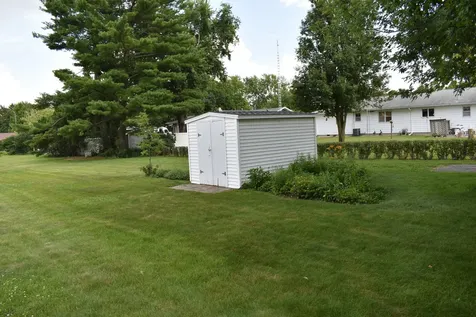 301 East Ririe Place Flanagan IL 61740