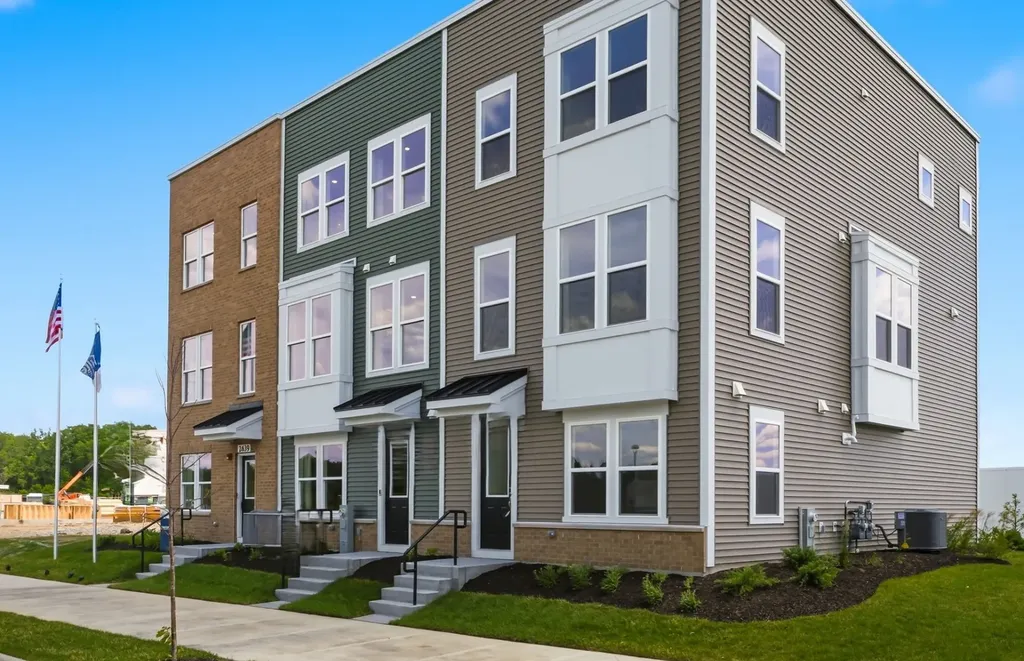 1711 Pratt Court Hoffman Estates IL 60192