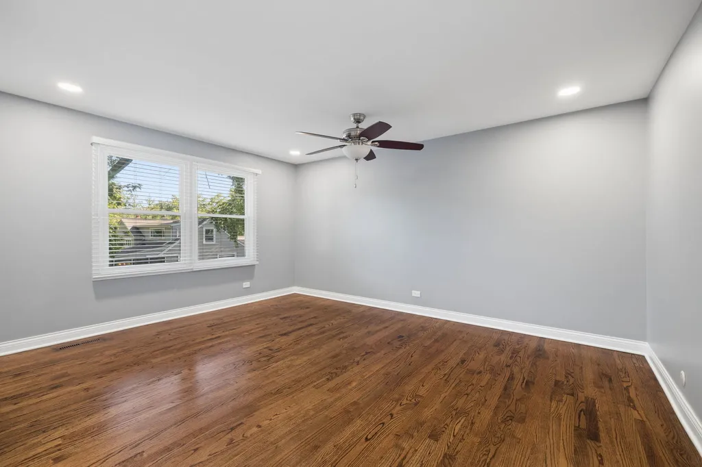 1249 Stonegate Road Naperville IL 60540