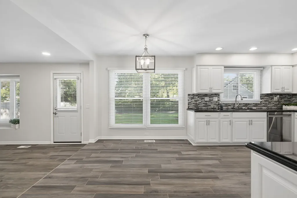 1249 Stonegate Road Naperville IL 60540