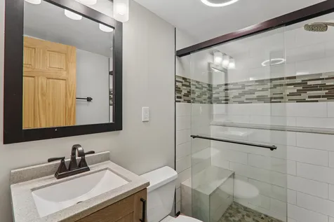 327 Oakwood Drive Antioch IL 60002