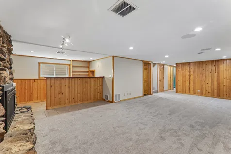 327 Oakwood Drive Antioch IL 60002