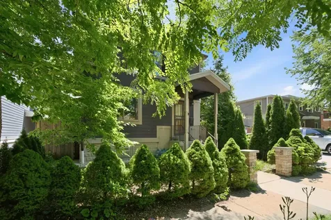 1735 Grey Avenue Evanston IL 60201