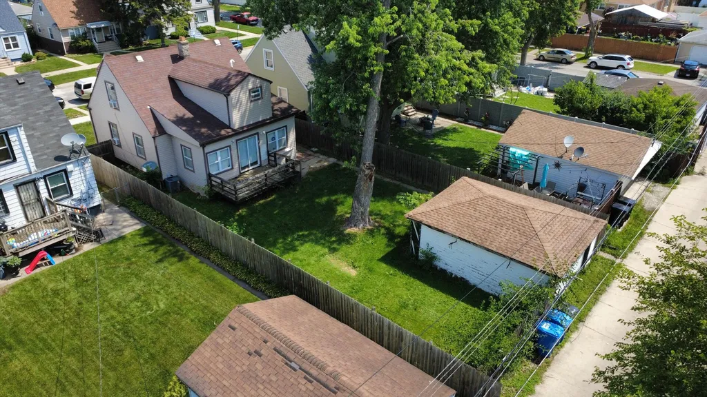 3809 West 86th Street Chicago IL 60652