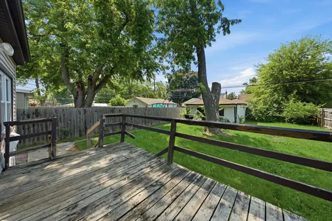 3809 West 86th Street Chicago IL 60652