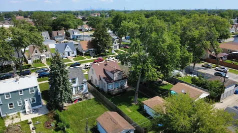 3809 West 86th Street Chicago IL 60652