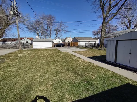 912 Douglas Street Morris IL 60450