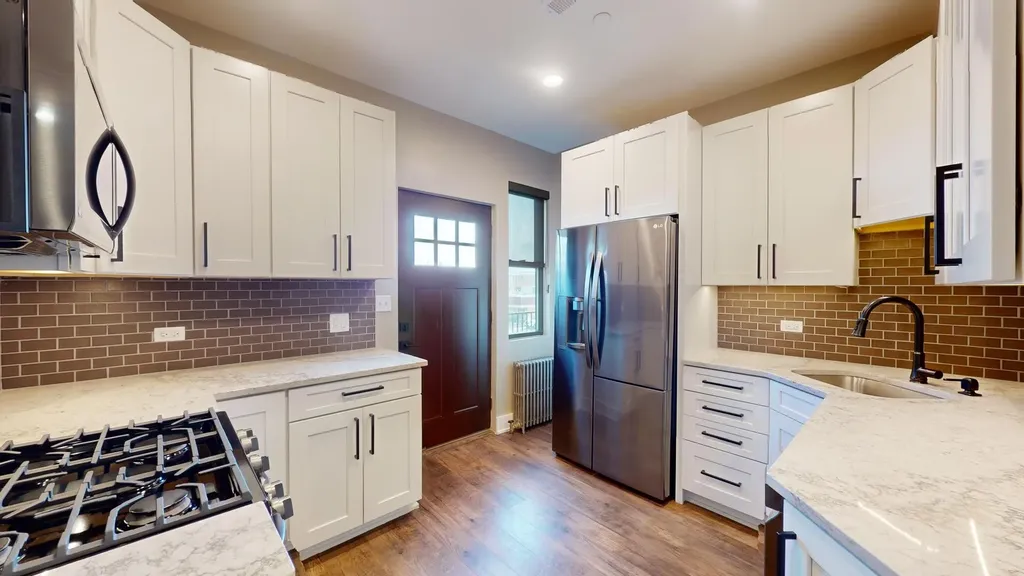 4941 Main Street Downers Grove IL 60515