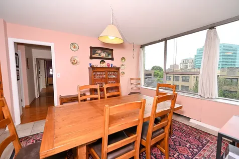 5201 South Cornell Avenue Chicago IL 60615