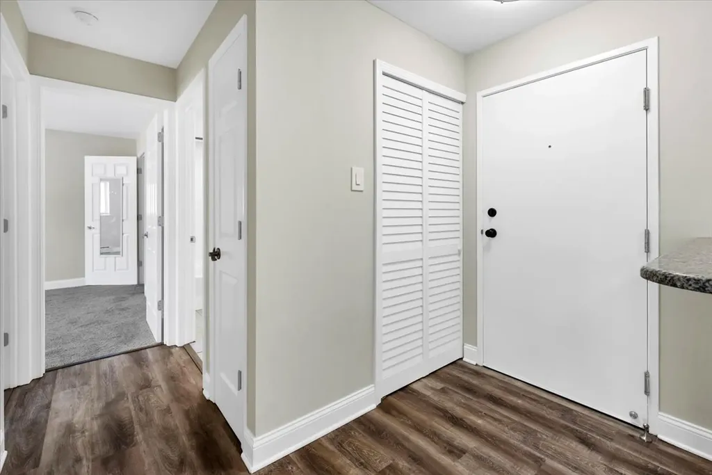 1577 Jill Court Glendale Heights IL 60139